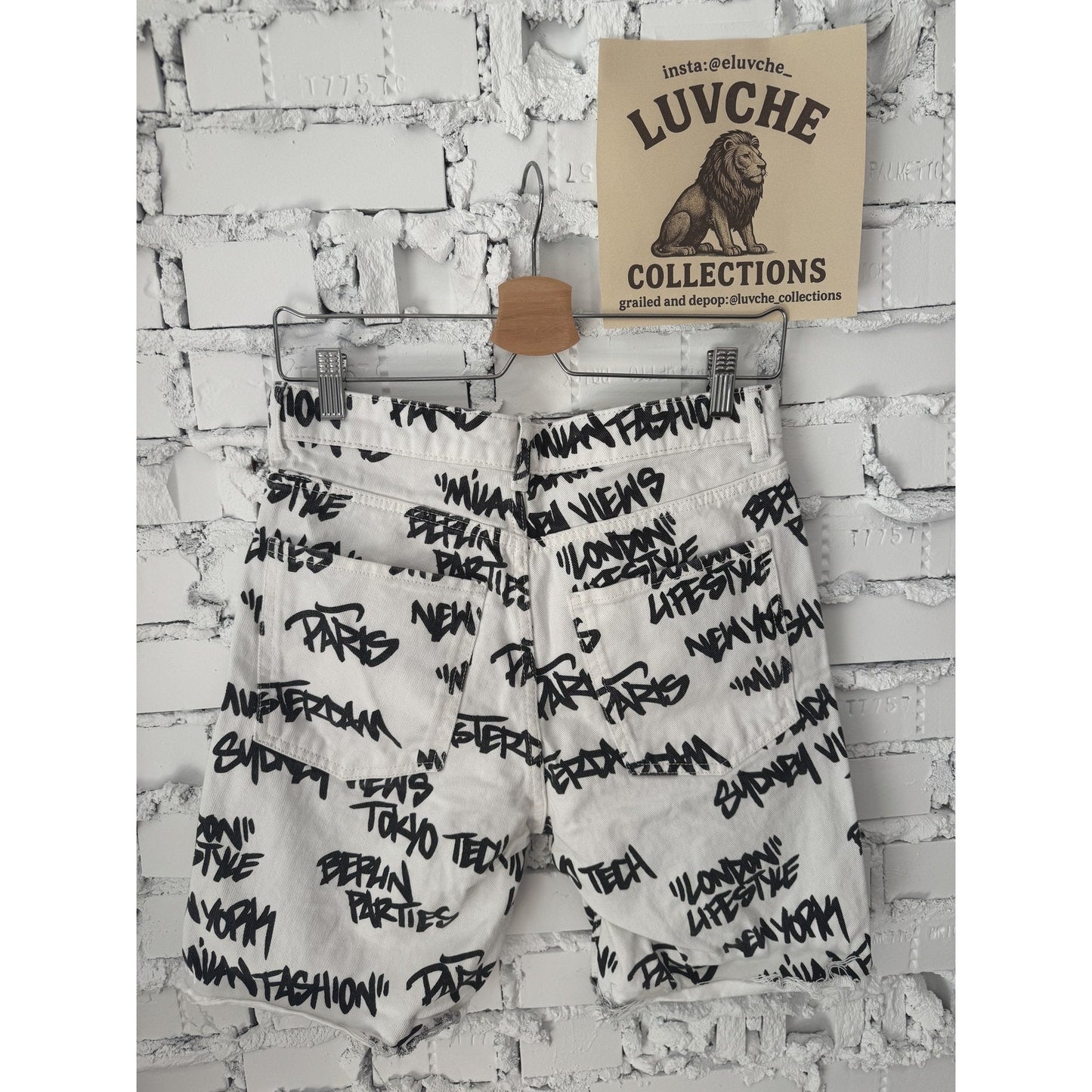 Bershka Jean Shorts Mens 29 Graffiti Print Denim Distressed