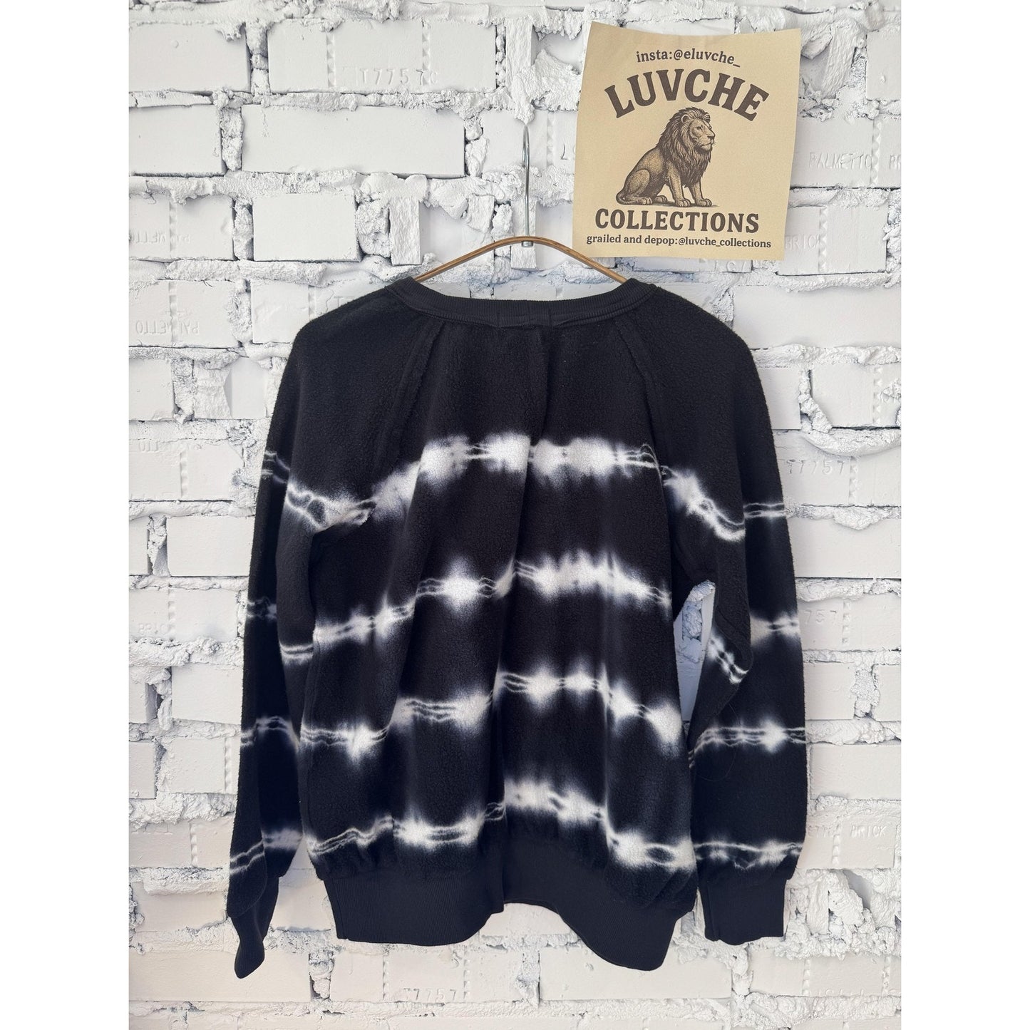 Everleigh Womens S Black White Pullover