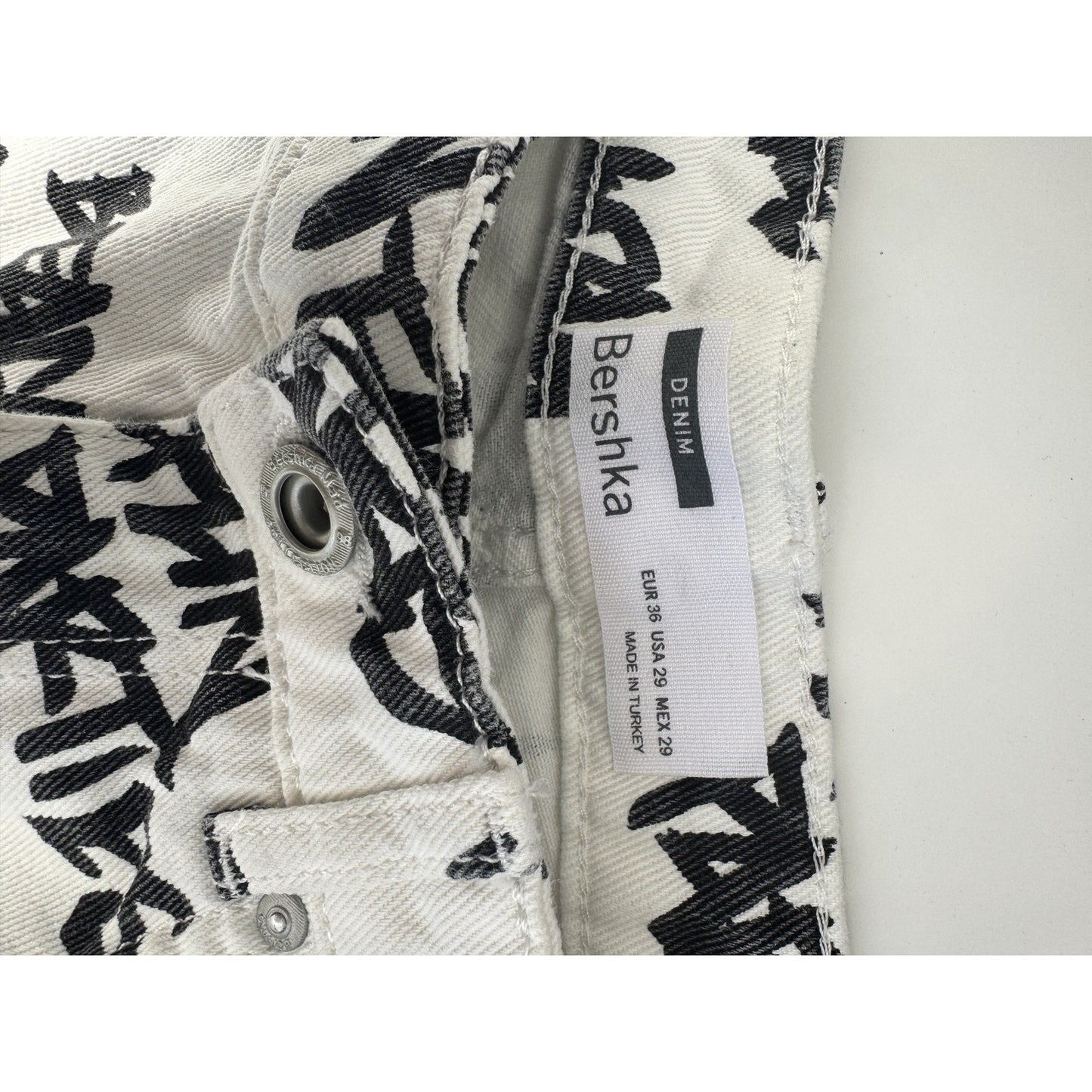 Bershka Jean Shorts Mens 29 Graffiti Print Denim Distressed