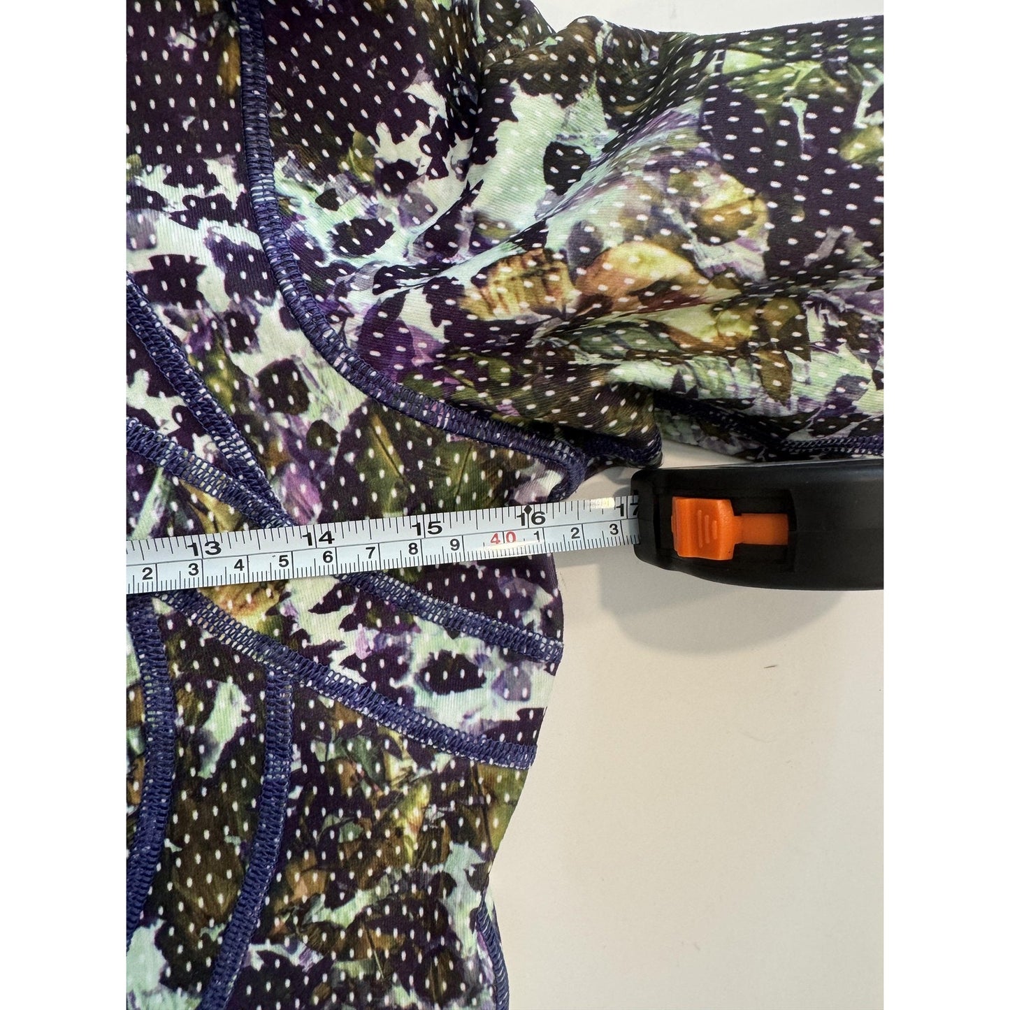 Lululemon Womens Size 6 Purple Green Full Zip