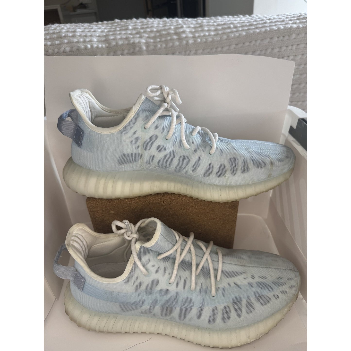 Adidas Yeezy Boost 350 V2 Mono Ice Shoes Mesh Size 12 Sneakers