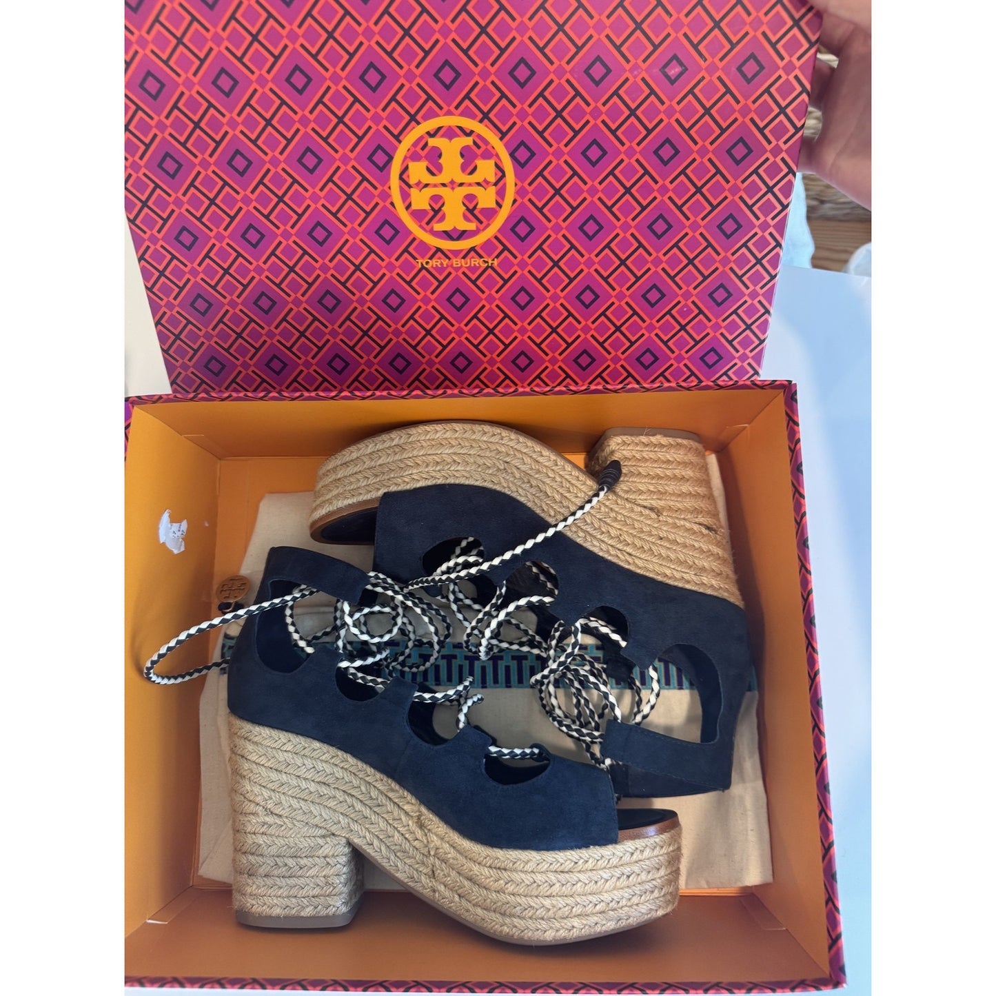 Tory Burch Womens Size 7 Suede Platform Wedge Lace Up Sandals