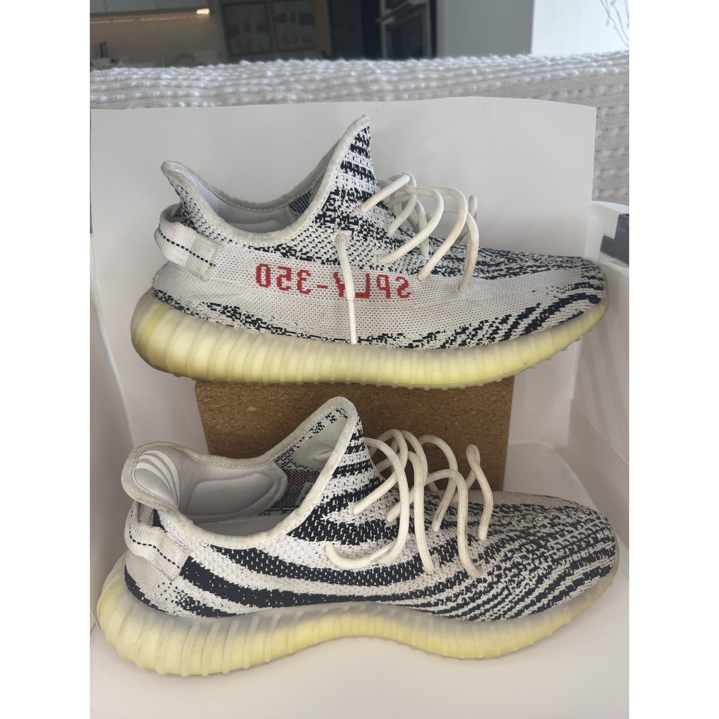 Yeezy Boost 350 V2 Zebra Mens Size 12 Sneakers