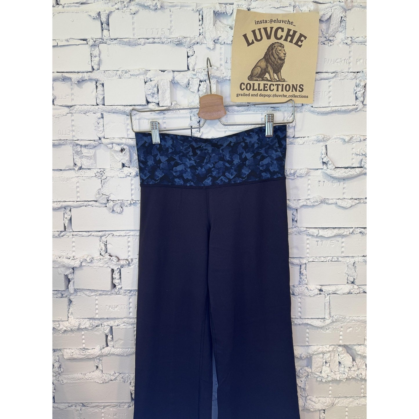 Lululemon Womens 6 Tall Blue Groove Flare Yoga Pants