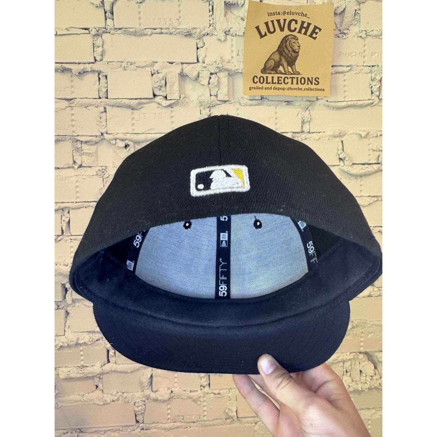 Pittsburgh Pirates Fitted Cap Mens 7 Black Yellow MLB