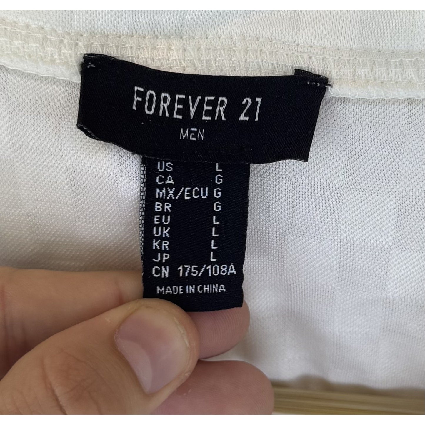 Forever 21 Mens L White Blue Embroidered Polo